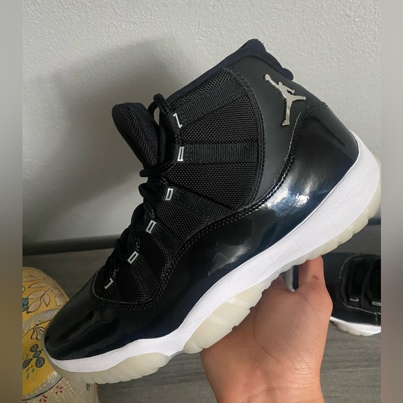 Jordan 11 jubilee - Picture 1 of 6